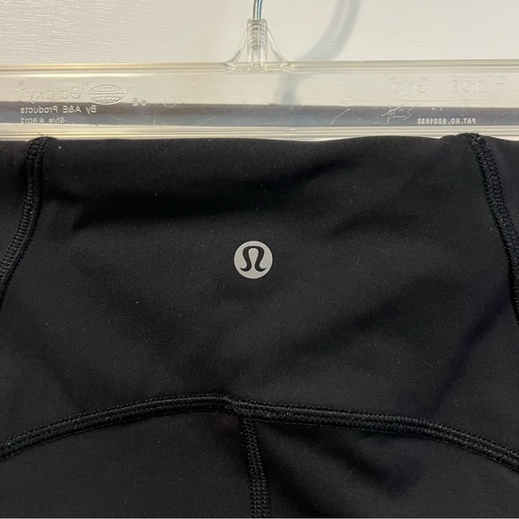 Lululemon Train Times Crop Leggings 17" - Picture 5 of 7
